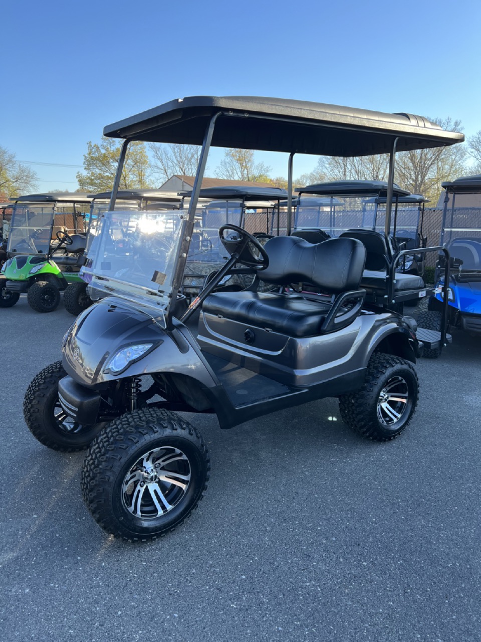 2014 Yamaha Drive 48 volt electric custom golf cart, 6" lift, Grey