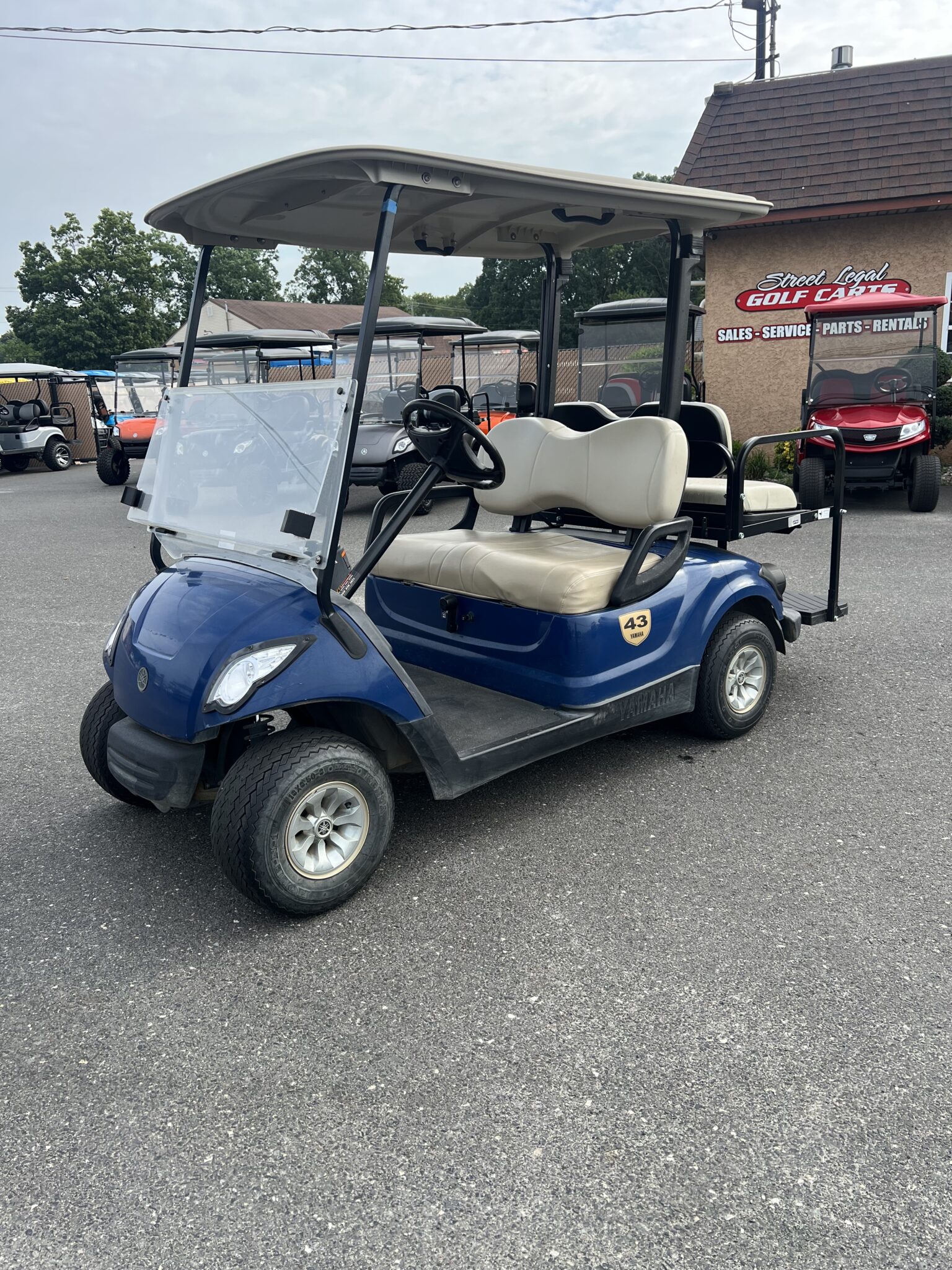 2016 Yamaha Drive Gas powered golf cart, Tanzanite Blue, 4 seat Mike
