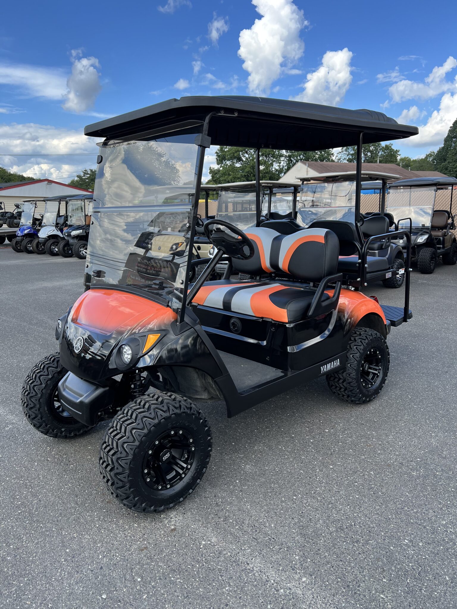 2018 Yamaha Drive2 48 volt electric custom golf cart, Orange/Black fade