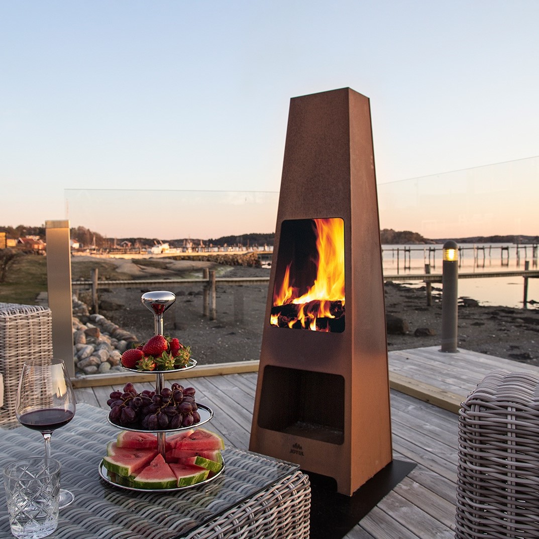 JØTUL Outdoor Wood Stoves Custom Hearth Fireplaces and Stoves