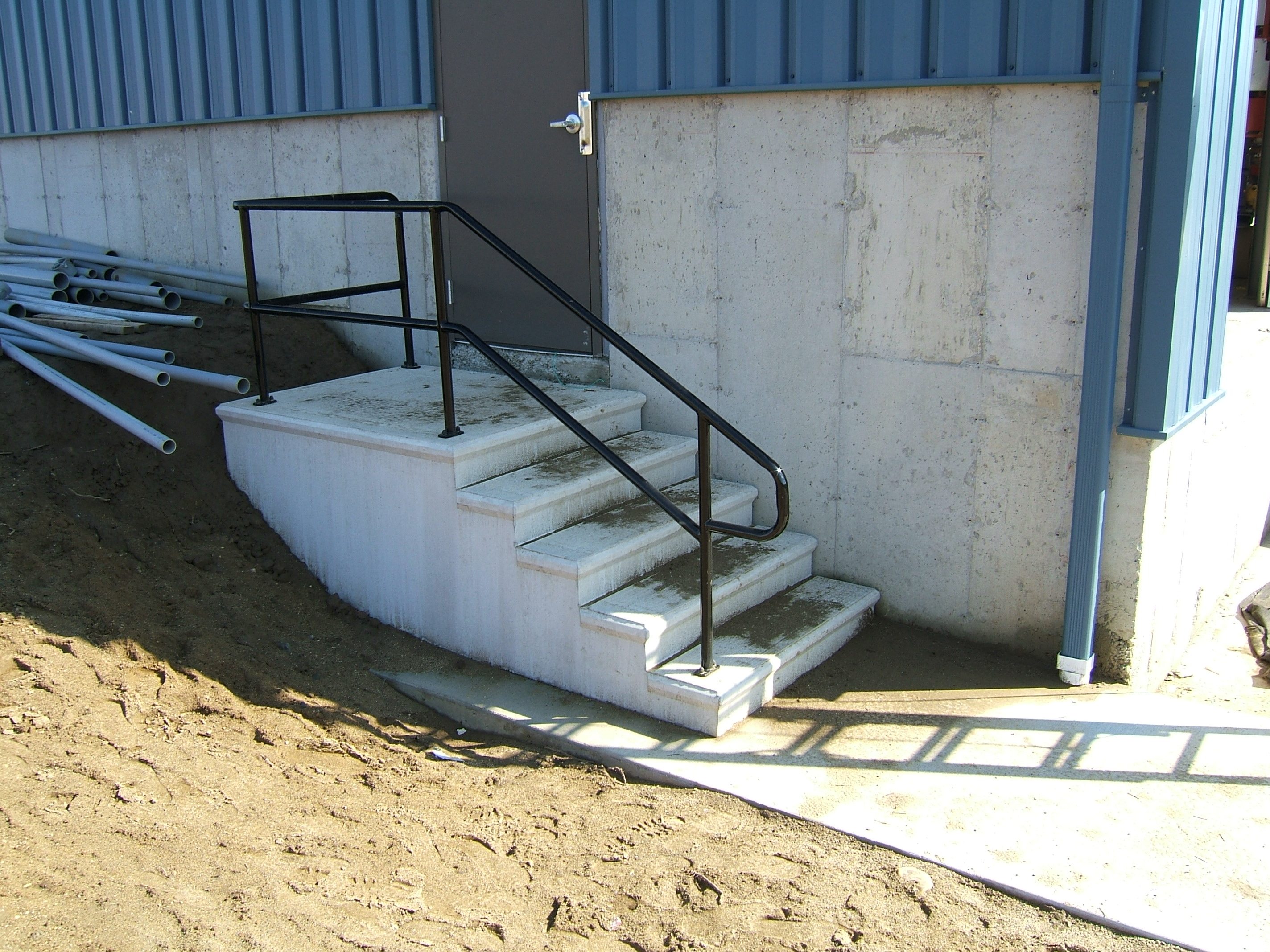 Commercial Railings Custom metal fences Custom Rail Tech