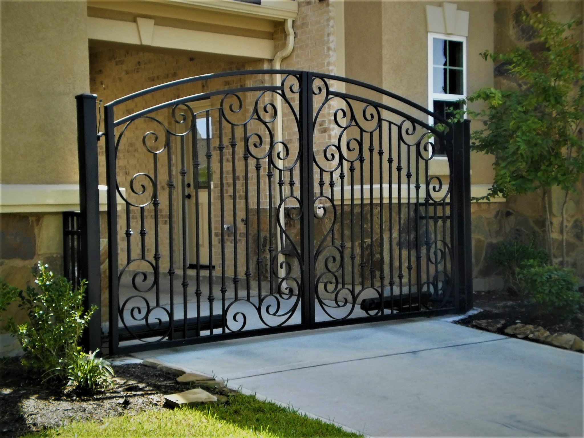 Custom Automatic Iron Gate Operators Houston