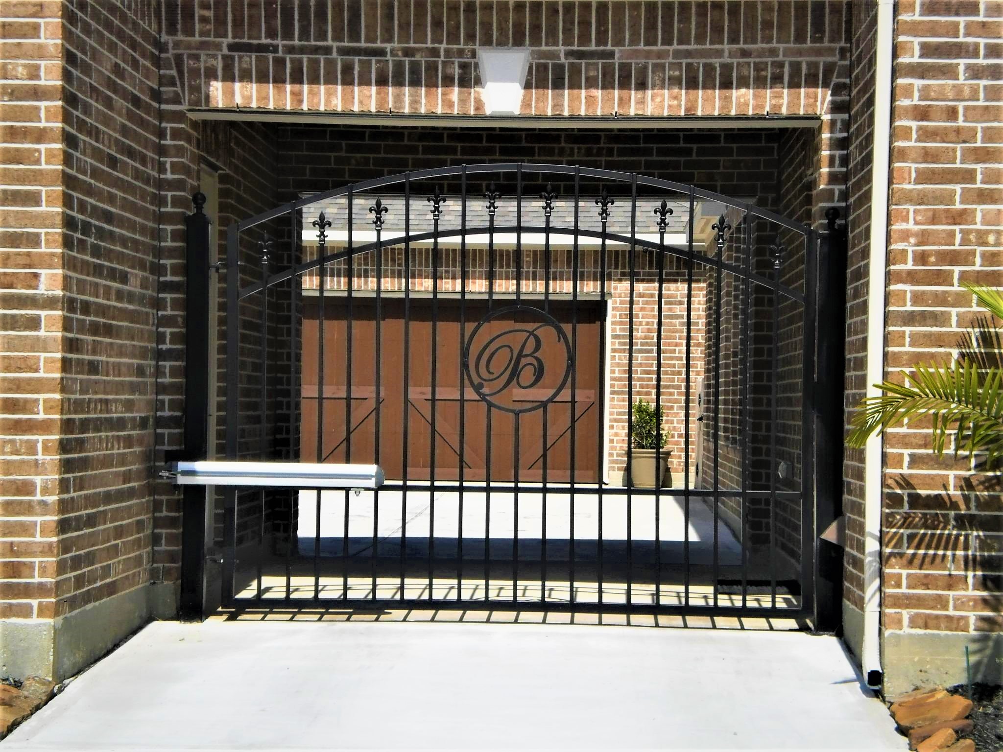 Custom Automatic Iron Gate Operators Houston
