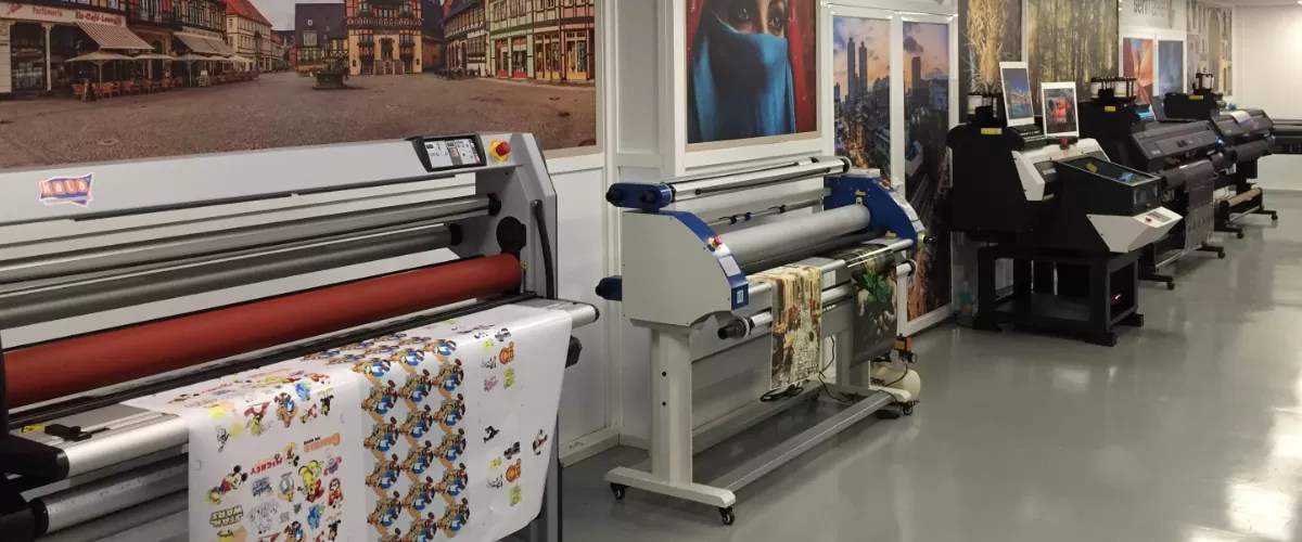 Vinyl Printing in Spain Custom Stand Spain