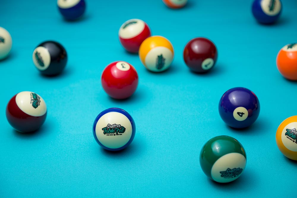 Custom Logo Billiard Balls Custom Table Felt