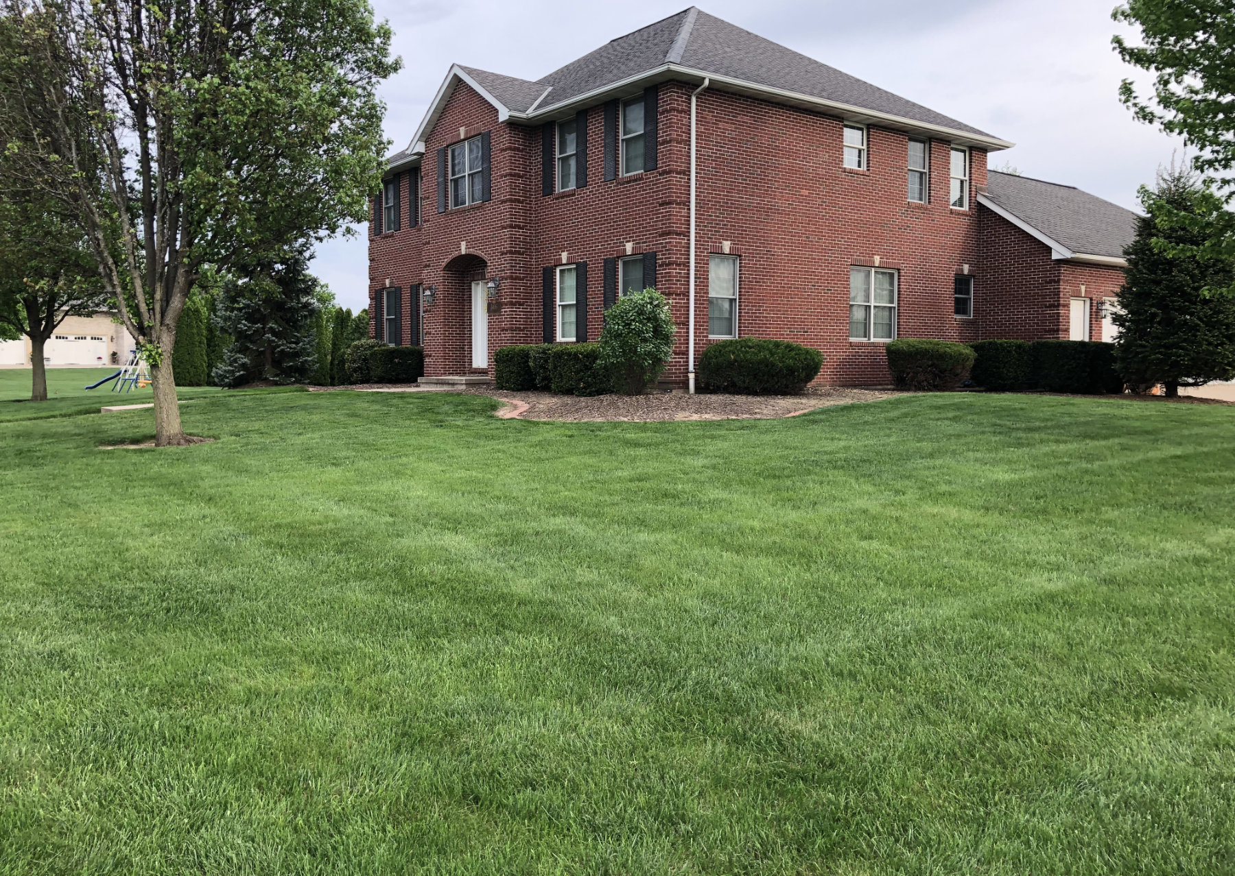 Home Custom Turf Inc.