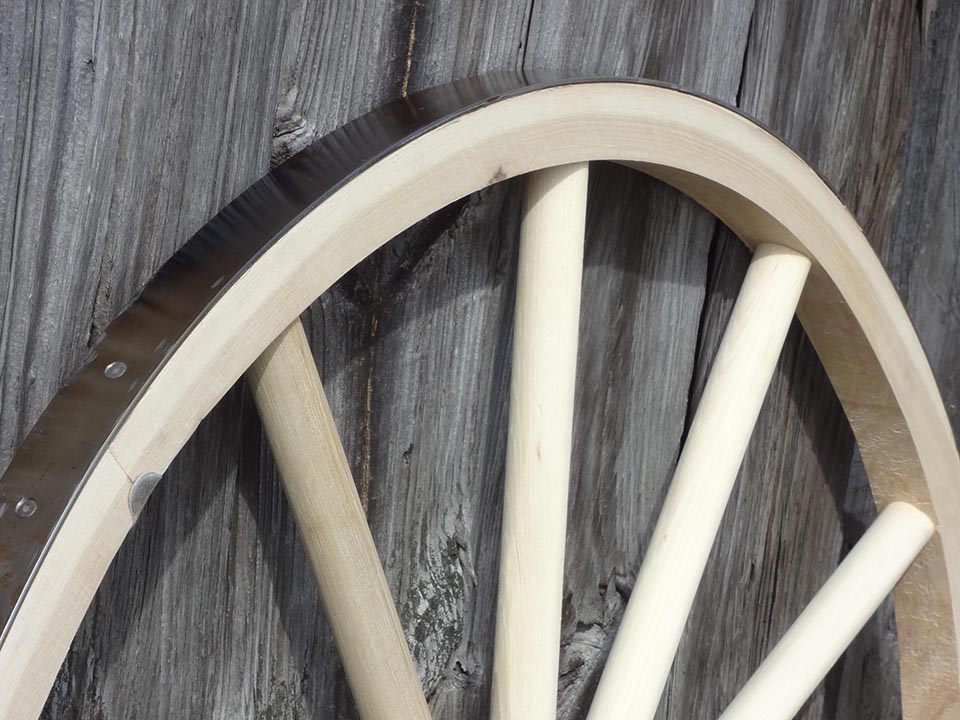 Decorative Wooden Wagon Wheels Custom Wagon Wheels