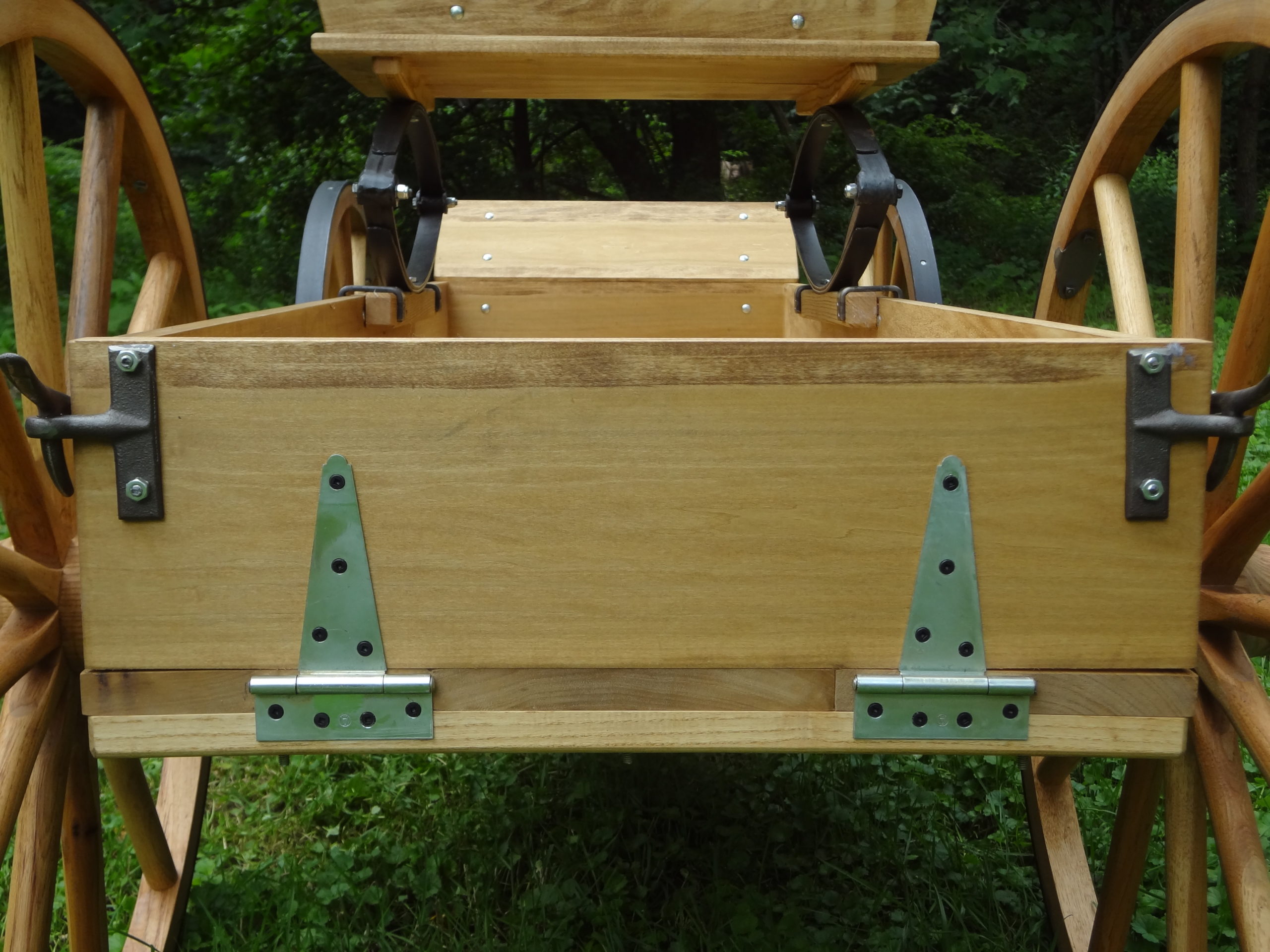 Decorative Yard Wagon