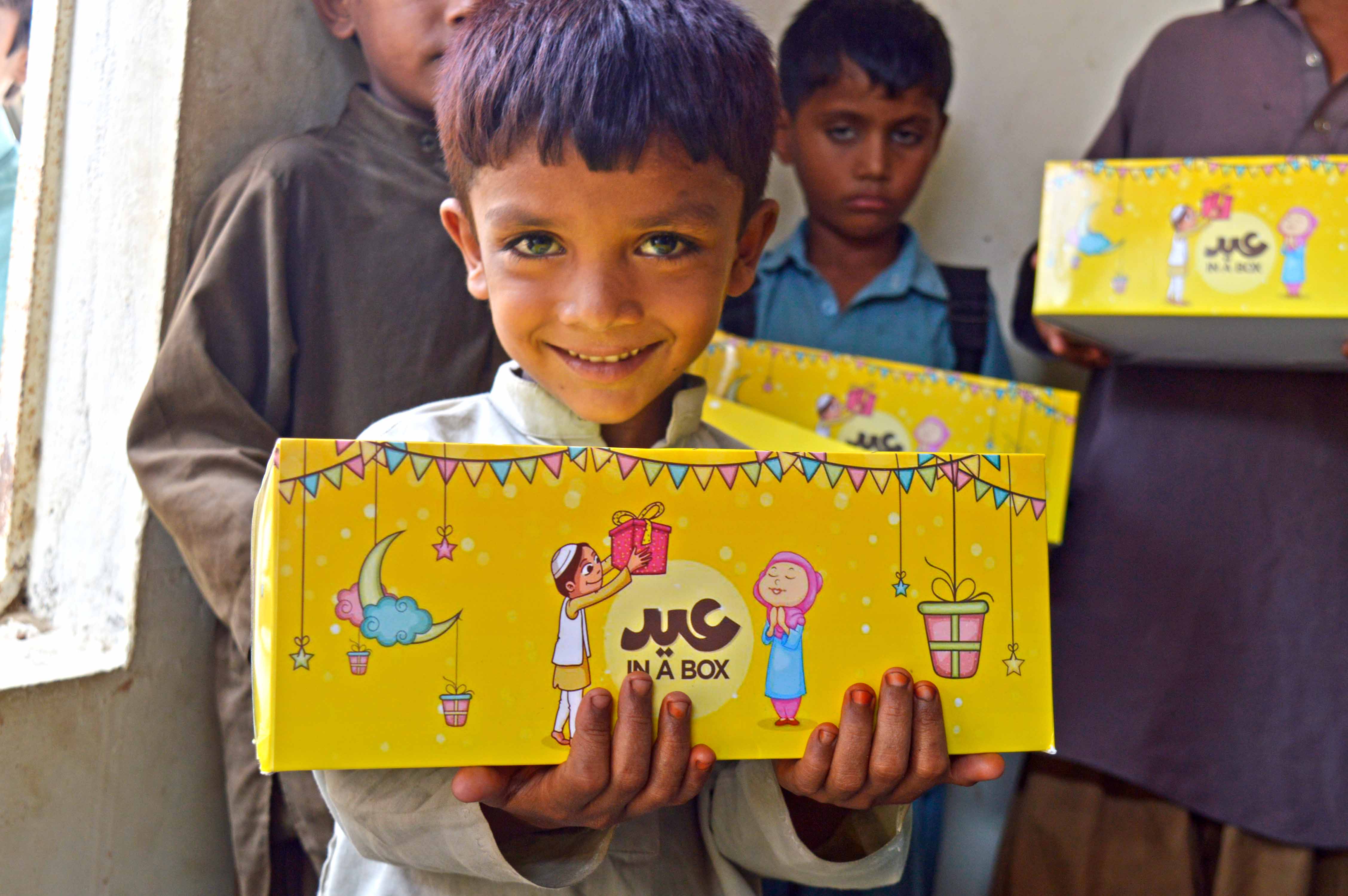 ‘Eid in a Box’ distributes gifts to 1,000 underprivileged children this