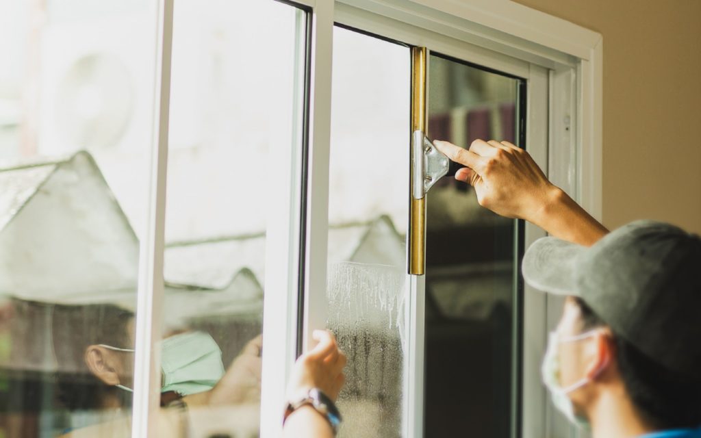 How to Remove Window Film from Home or Office Windows? (3 HassleFree