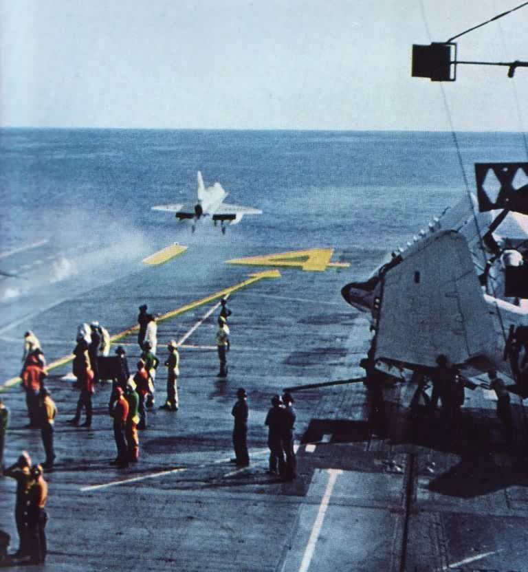 USS Ticonderoga CV CVA CVS14 19441973 Photos