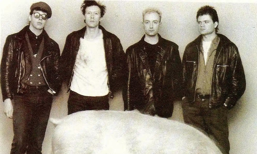 Walking On Your Hands…RED LORRY YELLOW LORRY Video Retrospective CVLT