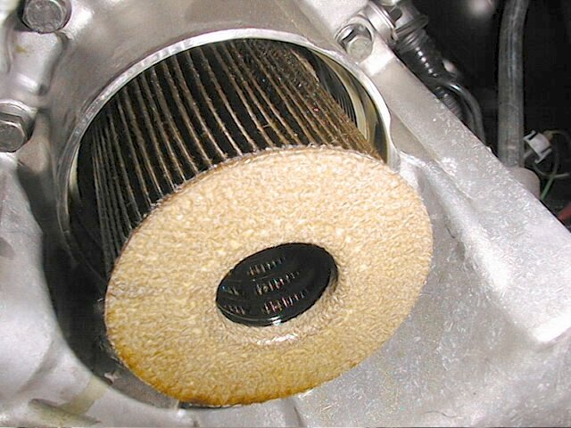 1999/2001 Volvo Oil Change and Filter Replacement