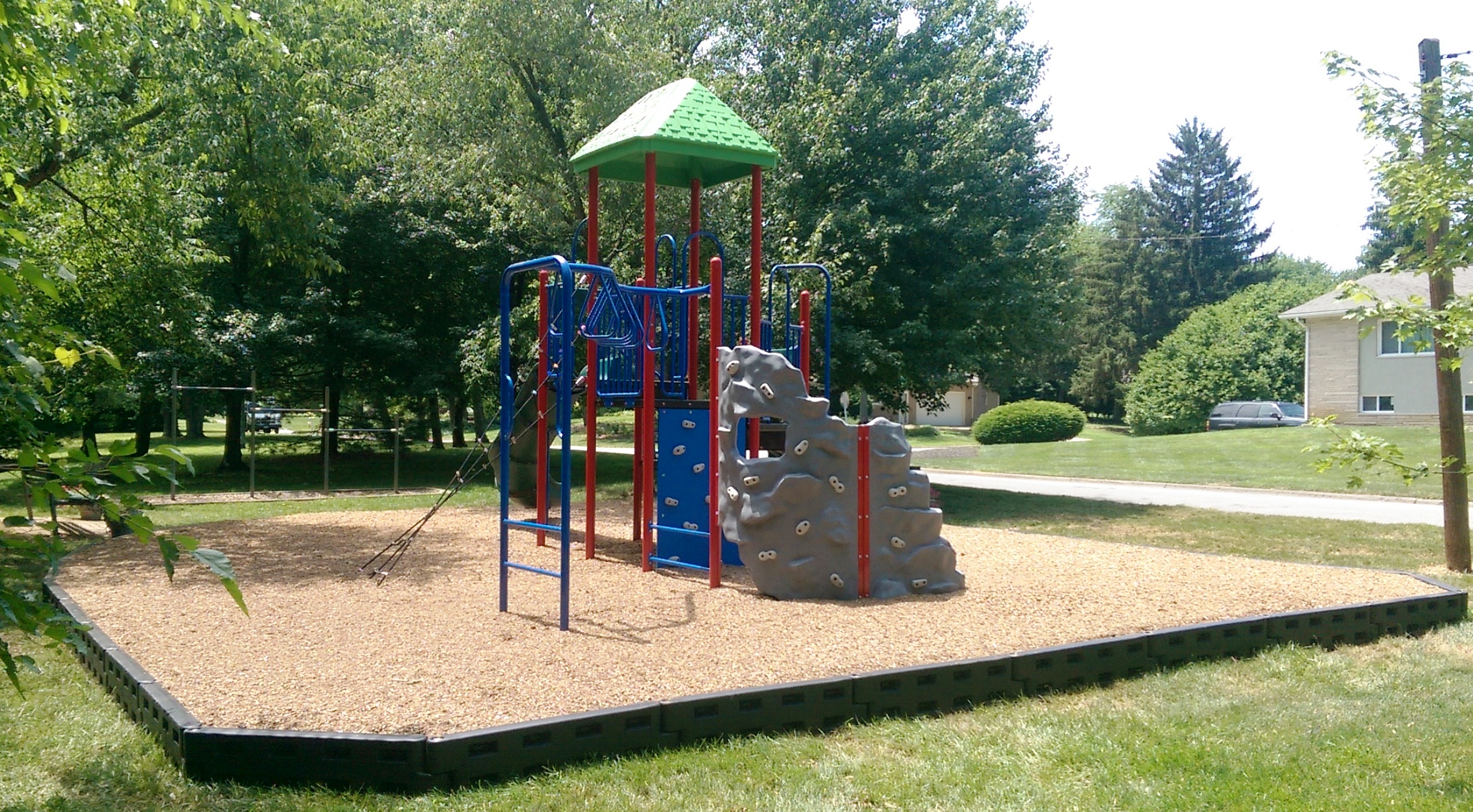 Village of Minerva Park Columbus, OH Snider Recreation 800.888.2889