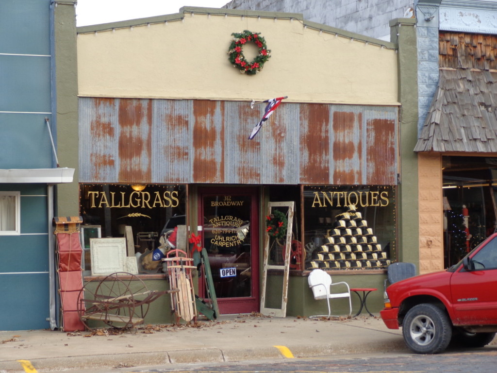 Shopping City of Cottonwood Falls Kansas