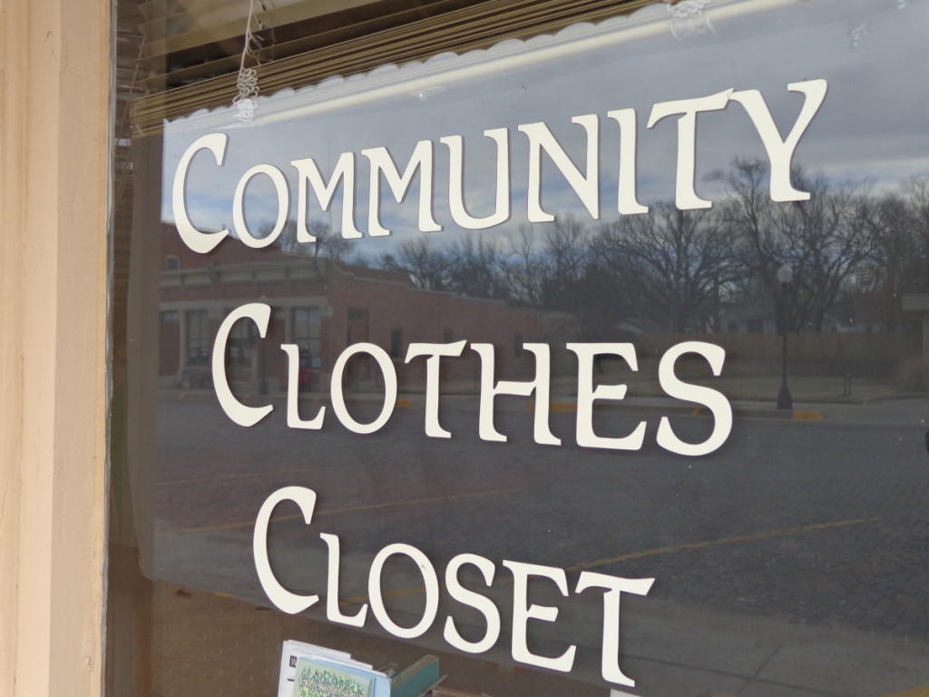 Shopping City of Cottonwood Falls Kansas