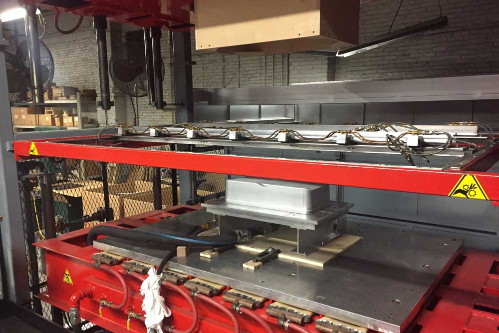 Definition, Process, Benefits, and Applications of Vacuum Forming CW