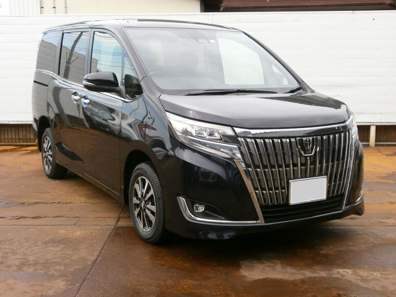 トヨタ エスクァイアをご納車させていただきました。 新潟の車買い取り｜クルマ買取データ（DATA） 新潟県上越市の車買取・中古車査定専門店