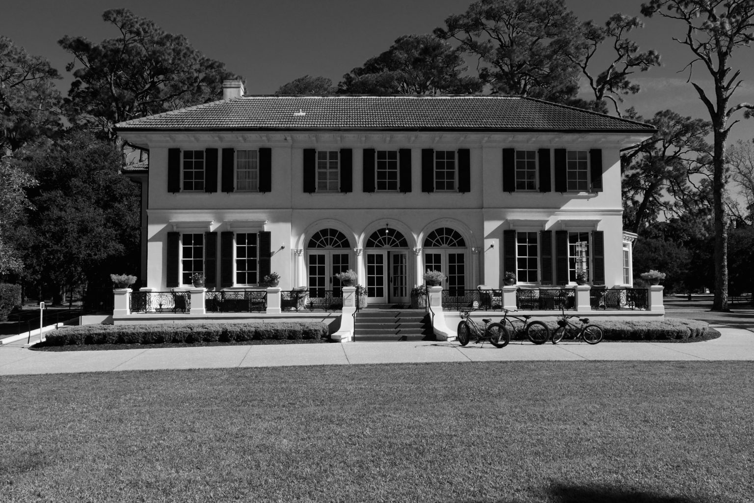 Jekyll Island Cottage Photography by CyberShutterbug