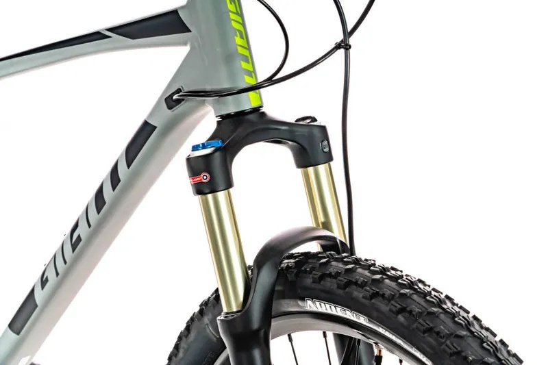 2020 Giant Talon 1 Hardtail Mountain Bike in Grey