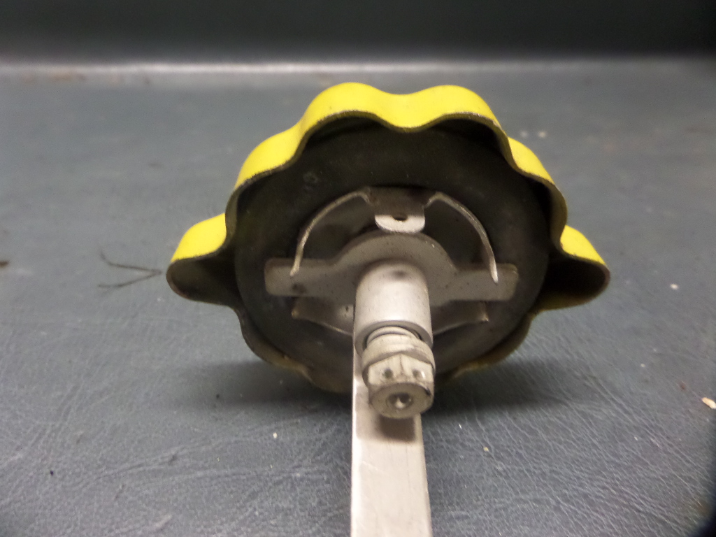 NEW SURPLUS CONTINENTAL AIRCRAFT ENGINE OIL FILL CAP DIPSTICK