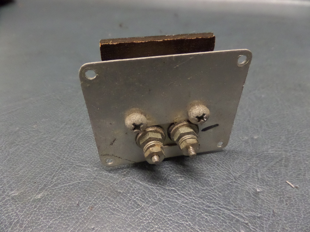 BEECHCRAFT BONANZA AIRCRAFT AVIATION CYL CYLINDER HEAD TEMP GAUGE 35324295