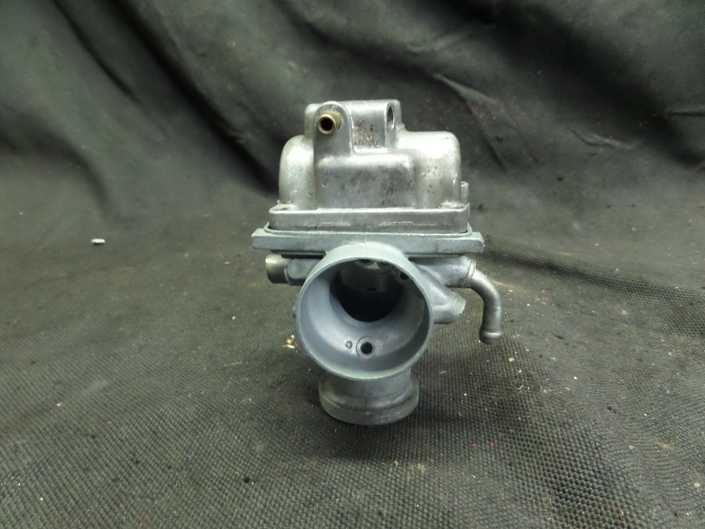8790 YAMAHA BANSHEE YFZ350 CARBURETOR and other Used Motorcycle Parts