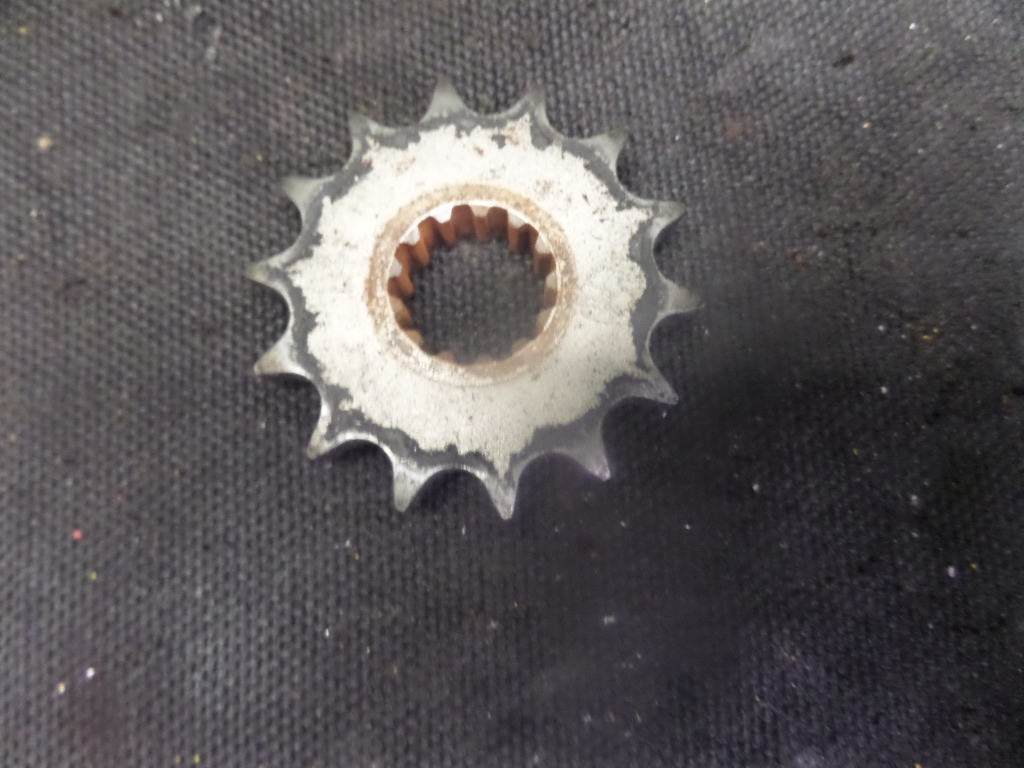 2001 SUZUKI DRZ 125 FRONT CHAIN SPROCKET and other Used Motorcycle