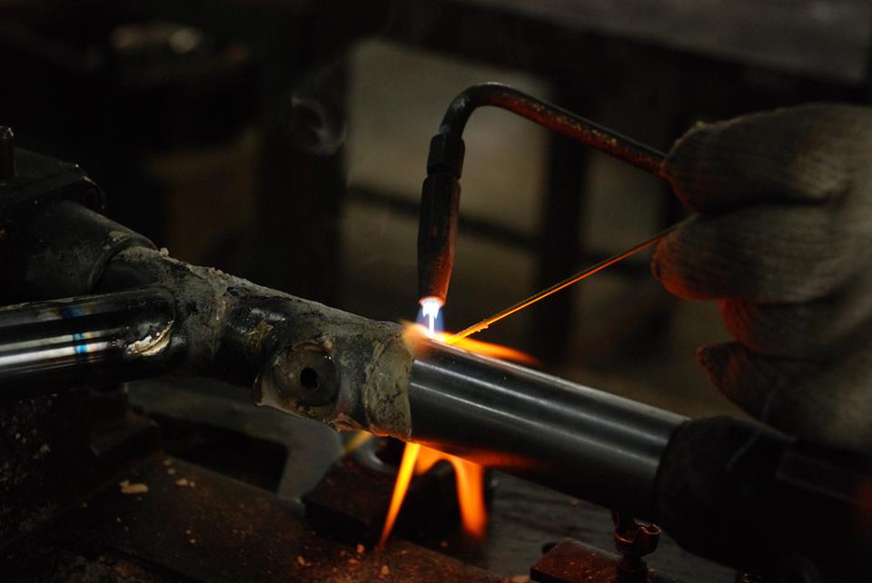 溶接方法 Welding｜CYCLE PINE｜サイクルパイン[スポーツ自転車専門ショップ]