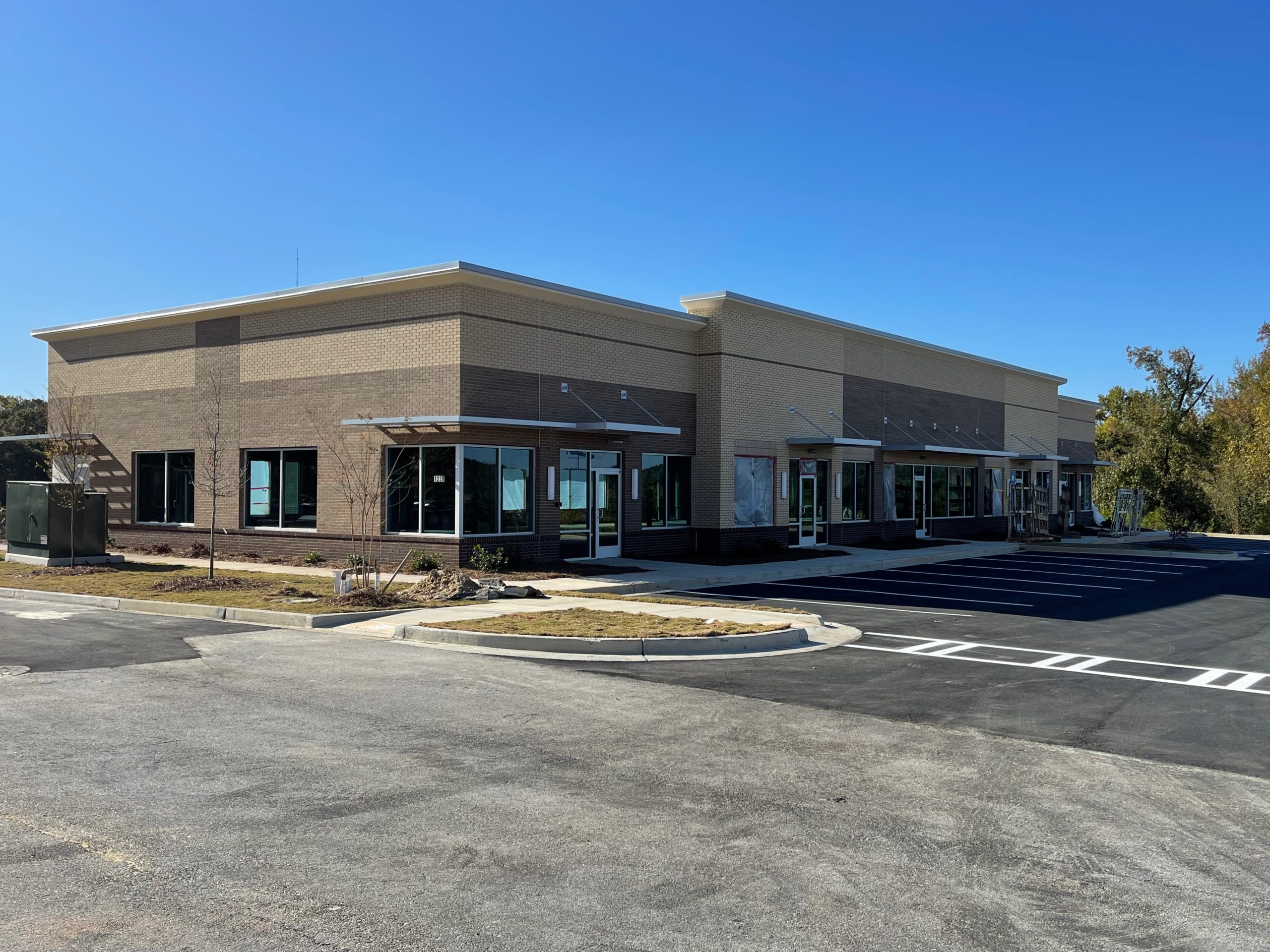 Creekside Village Building 200 Properties