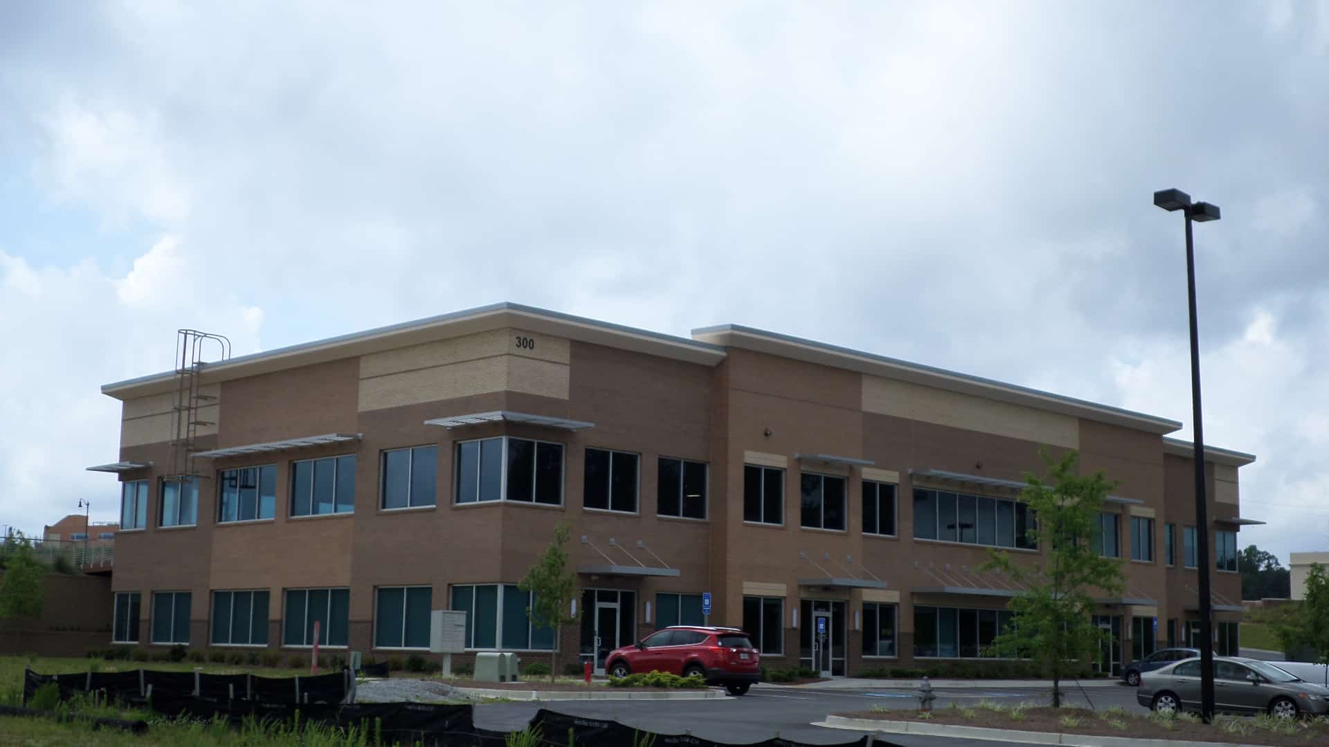 Creekside Village Building 300 Properties