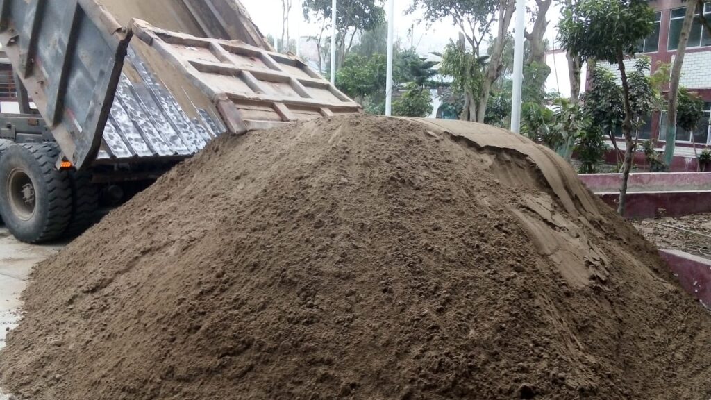 Venta de arena fina en lima venta por volquetada y por m3 CHAMANA