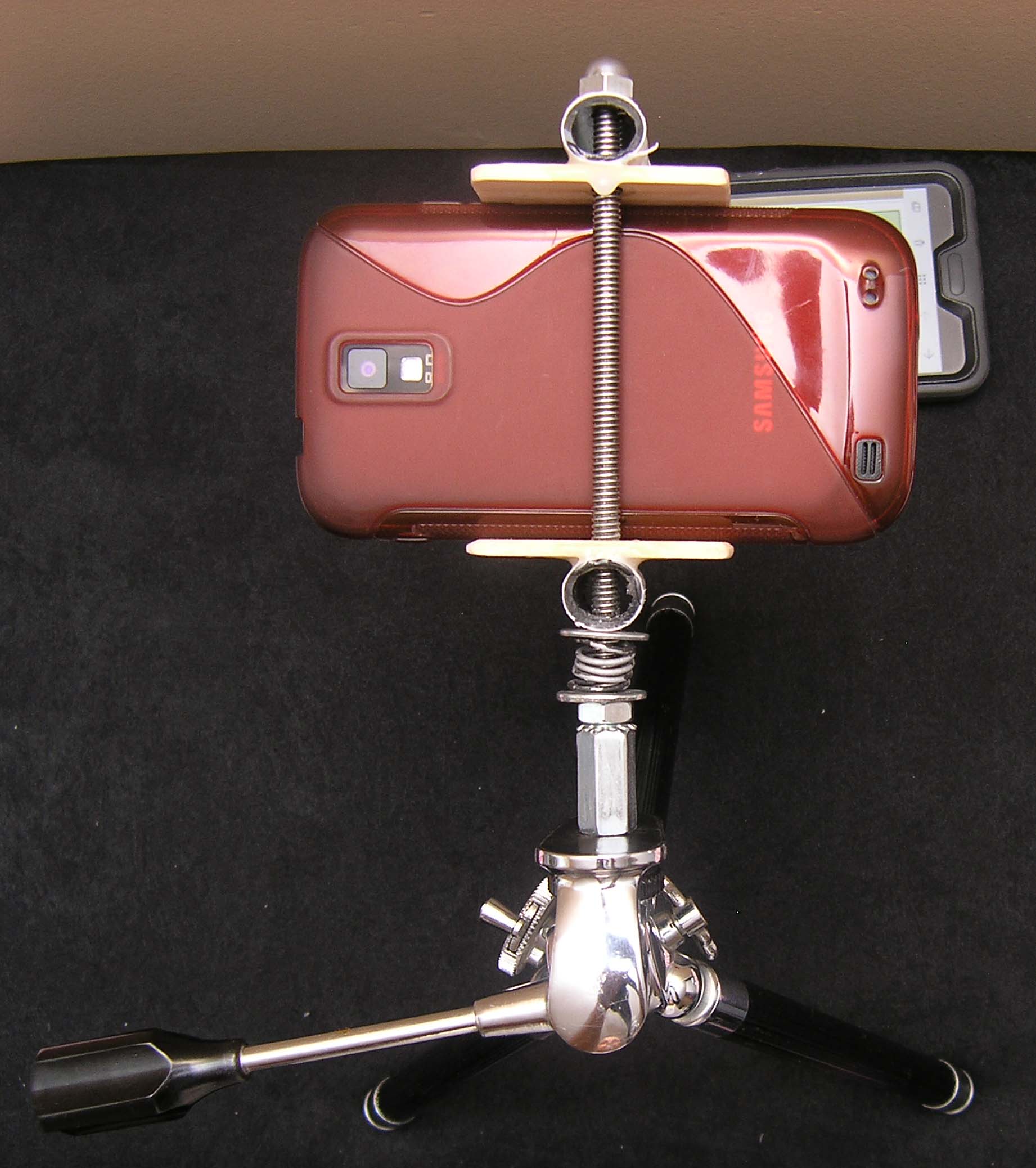 DIY How to make your own Smartphone Tripod Mount (iPhone or Android