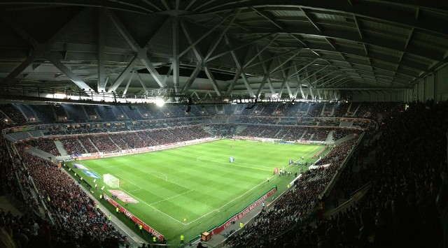 W piłkarskiej imprezie biorą udział 24 zespoły. EURO 2020 - kto dziś gra 11 czerwca 2021. O której ...