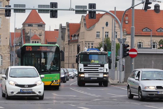 15 sierpnia obchodzimy w polsce dwa święta: Mpk Poznan 15 Sierpnia 2019 Autobusy I Tramwaje Beda Kursowac Jak W Dni Swiateczne Sklepy Beda Nieczynne Otwarte Tylko Niektore Apteki Glos Wielkopolski