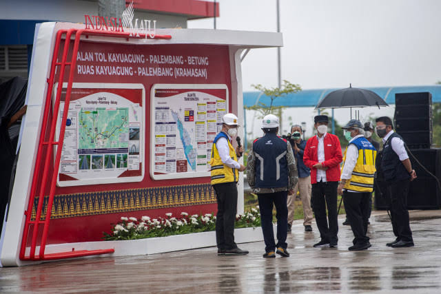 Resmikan Tol Kayu Agung-Palembang, Jokowi: Bisa Hemat Waktu Tempuh Hingga  75 Persen - D-ONENEWS.COM