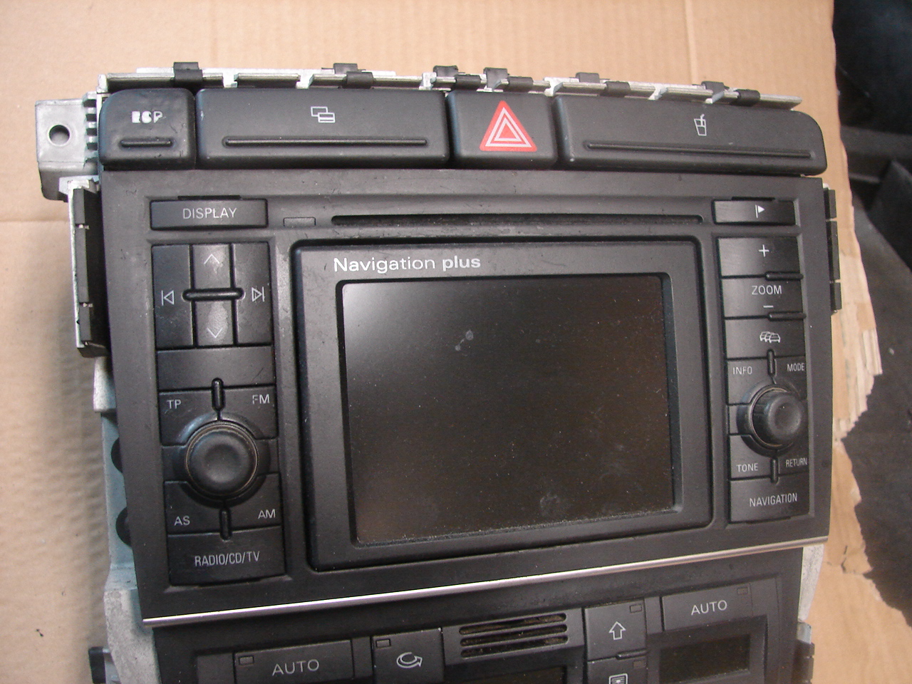 KOSZ RADIO PANEL NAWIGACJA NAVI 2DIN AUDI A4 B6 B7 7084269470