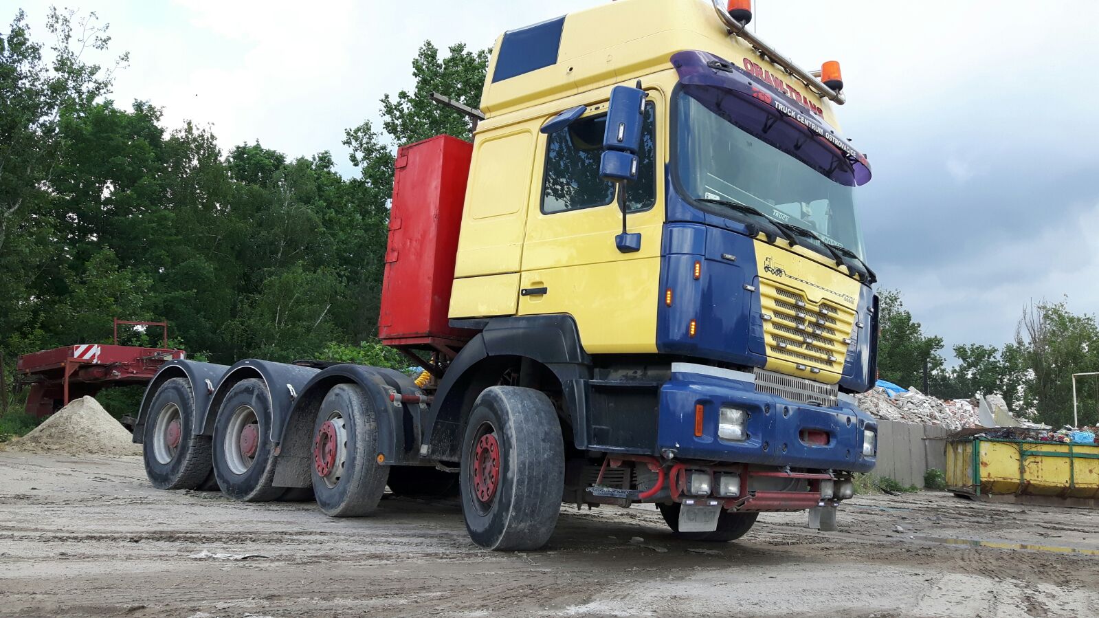 MAN F2000 ciągnik siodłowy 4osiowy 8x4 7388220317