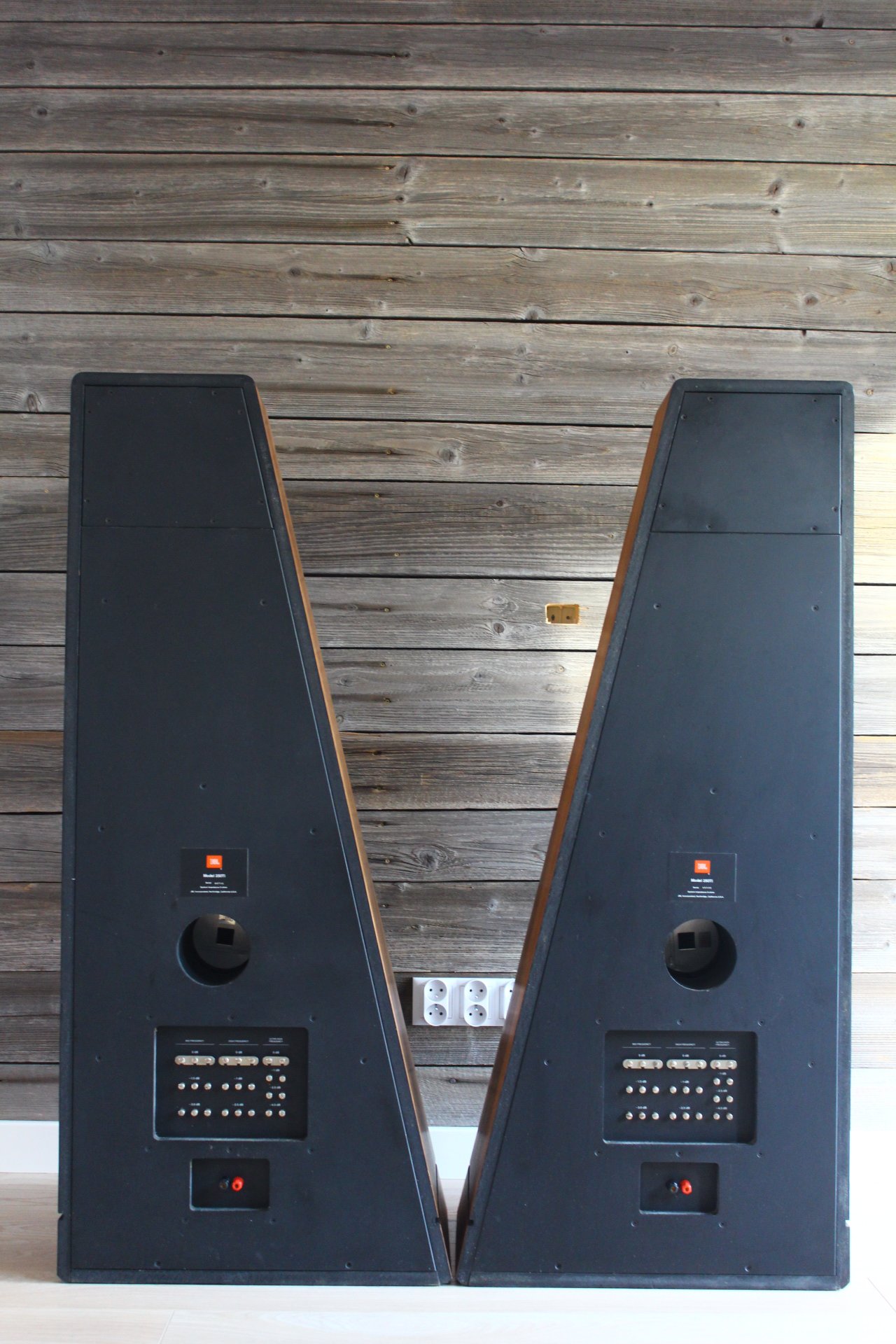JBL Ti 250, kolumny podłogowe 7226540390 oficjalne