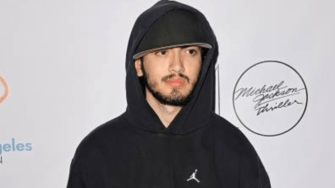 Michael Jackson's Son Bigi Shows Off Animated Side in Rare Public