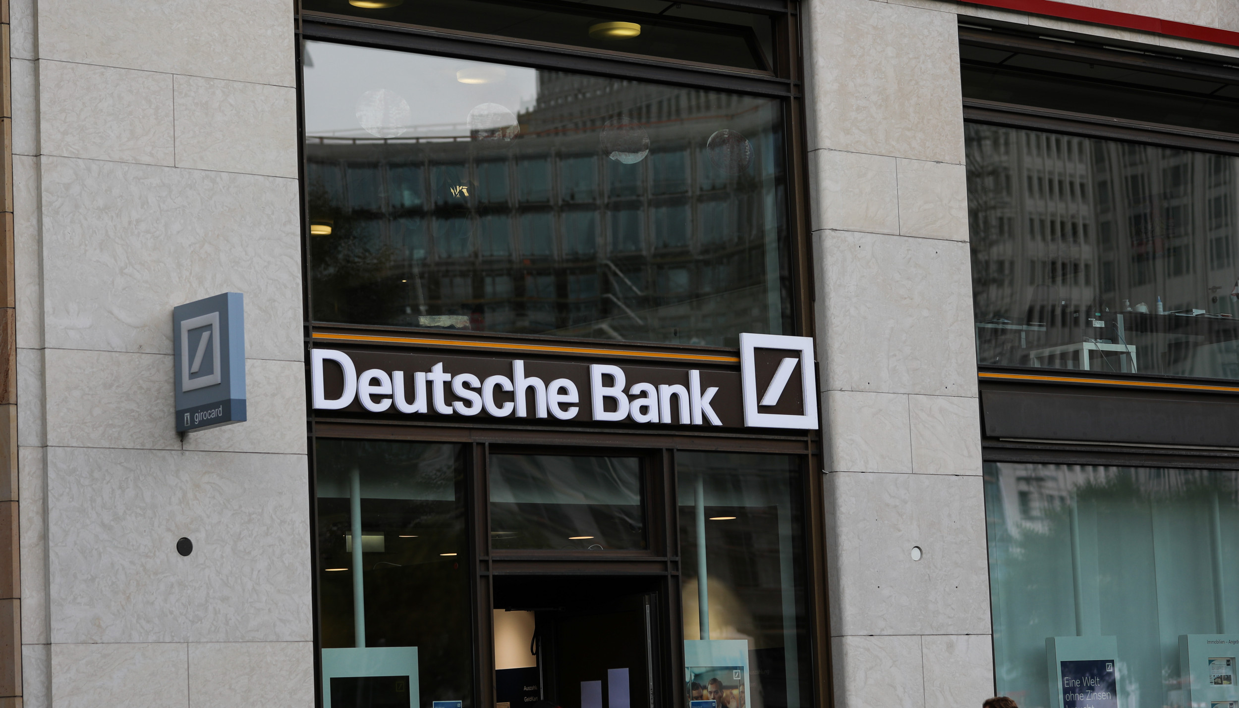 Deutsche Bank Discussed Selling Donald Trump's Loans, Feared Noone
