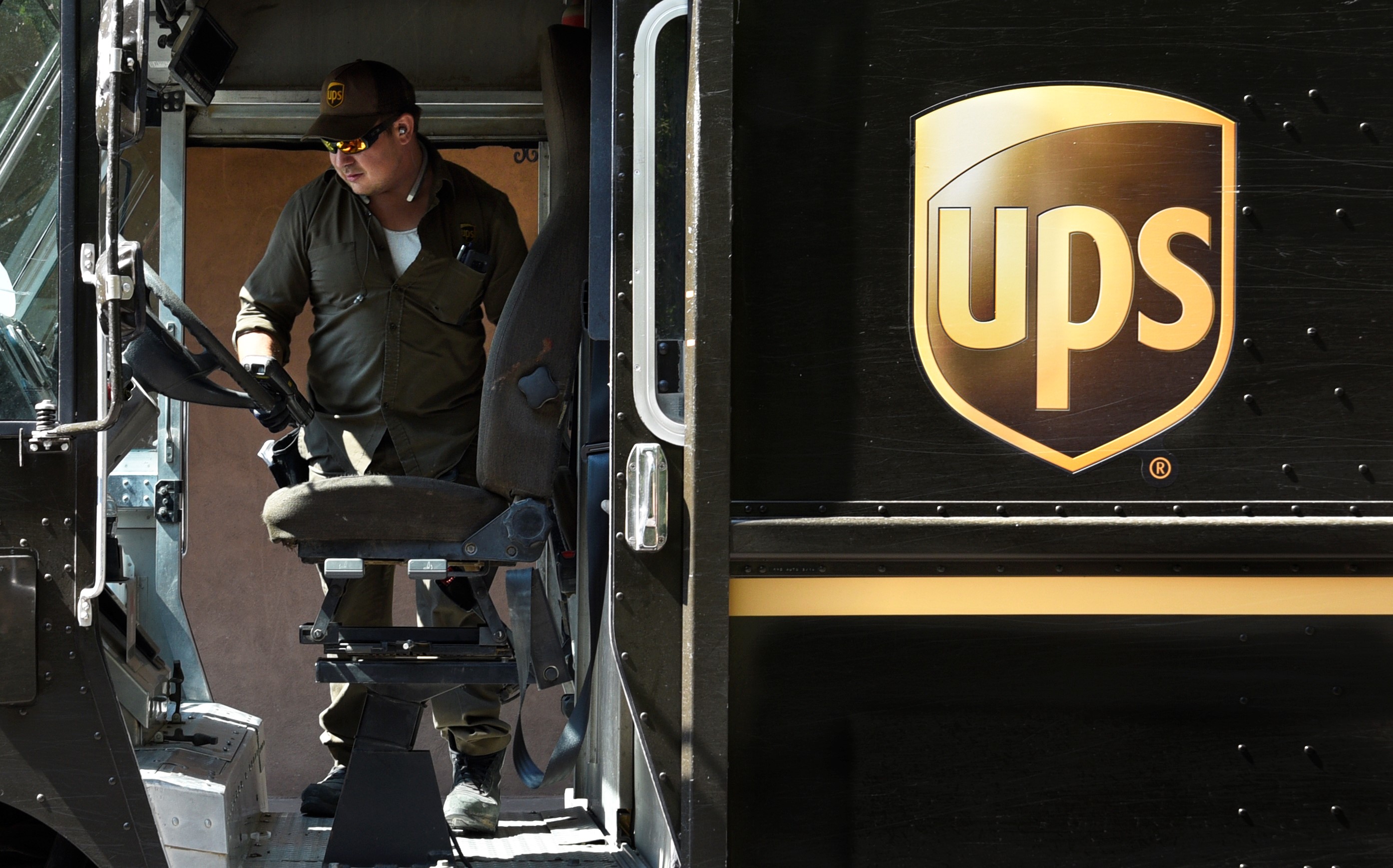 UPS Addresses Concerns Over Worker Collapsing in Arizona Heat 'He Is