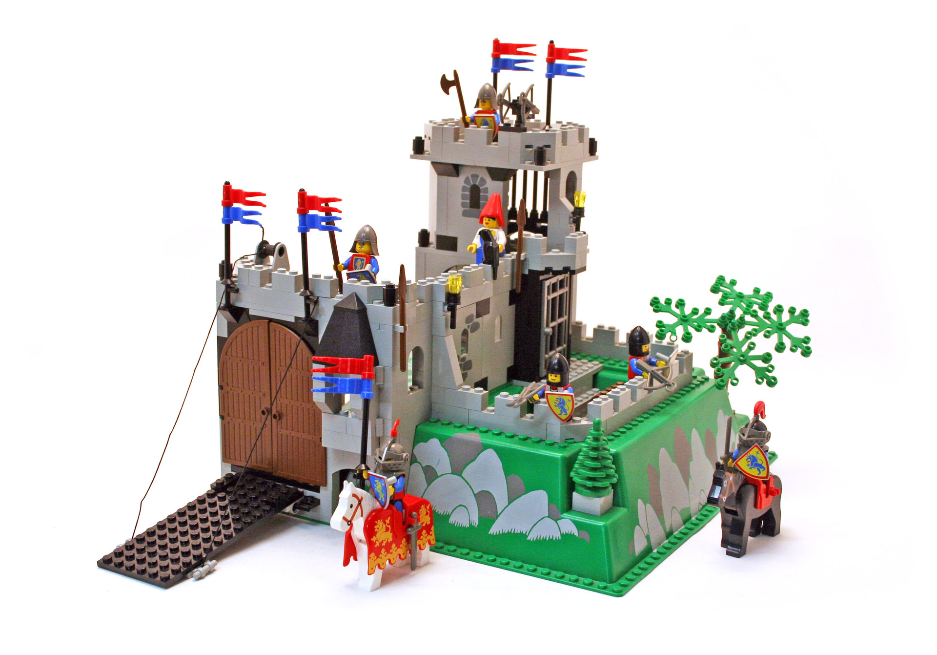 King's Mountain Fortress LEGO set 60811 (Building Sets > Castle