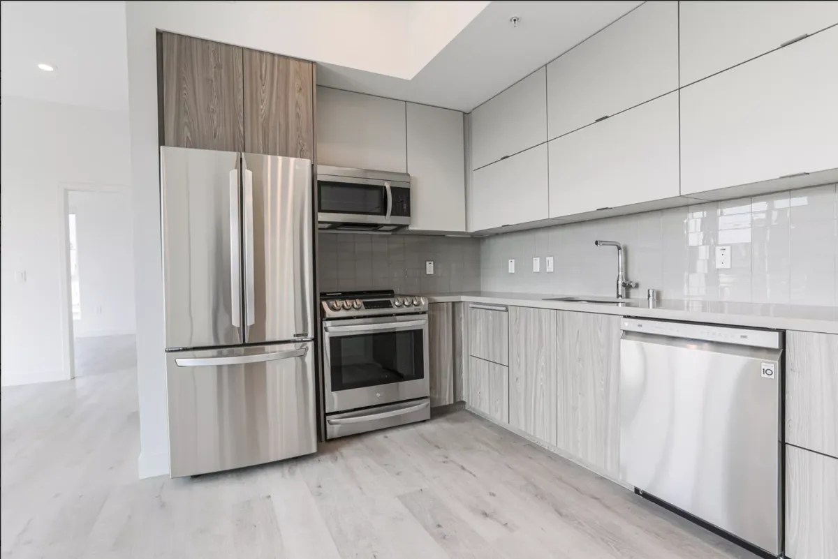 The Kenmore Apartments in Koreatown, Los Angeles, CA Renty.AI