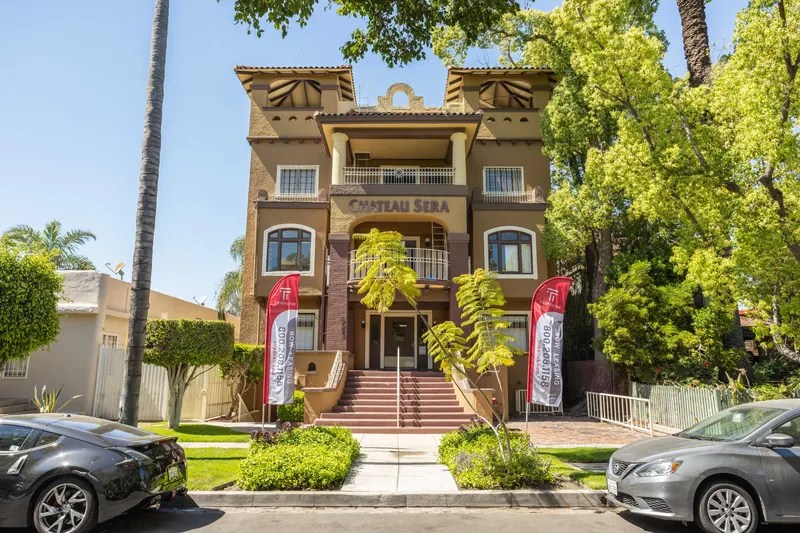 Apartments for Rent near USC Tripalink