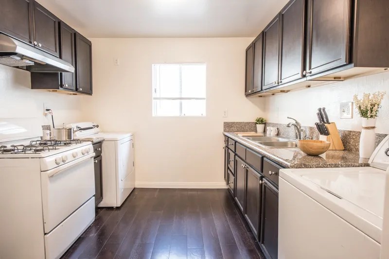 Apartments for Rent near USC Tripalink