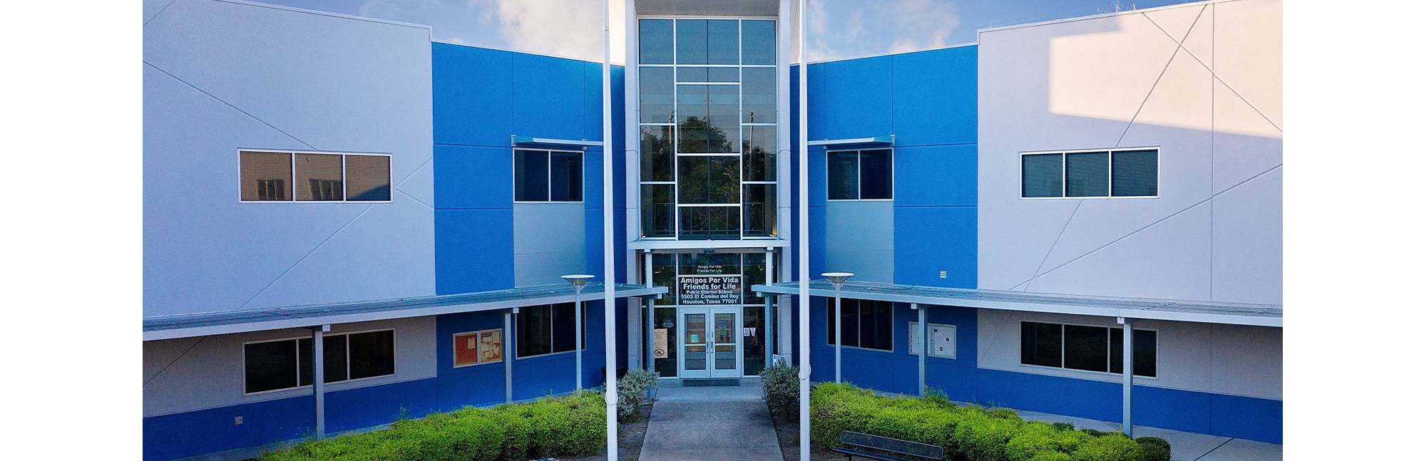 Amigos Por Vida - Friends for Life Public Charter School in Houston, TX