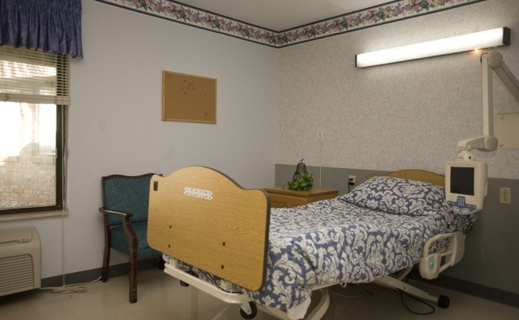 Rolling Hills Healthcare Center 7 Reviews New Albany
