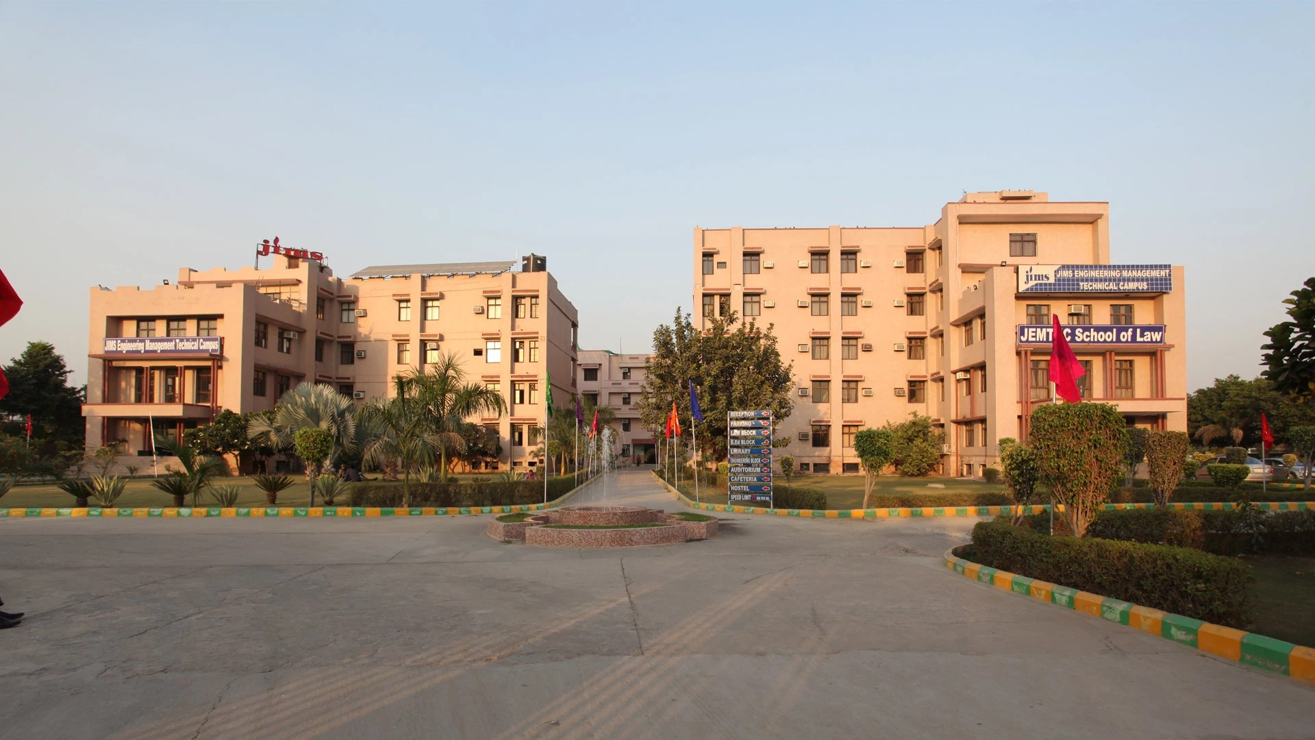 IPU Top Colleges Check out IP University Govt/Private Colleges, Courses