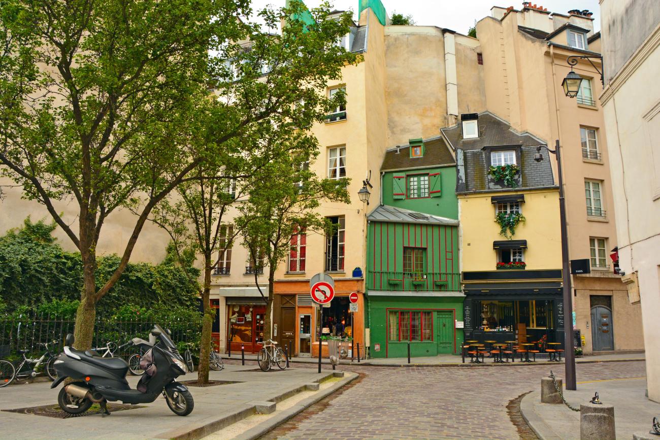 Latin Quarter in Paris Visit A City